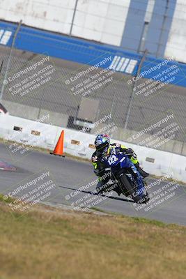 media/Nov-26-2022-Fastrack Riders (Sat) [[b001e85eef]]/Level 3/Session 3 Outside Turn 9/